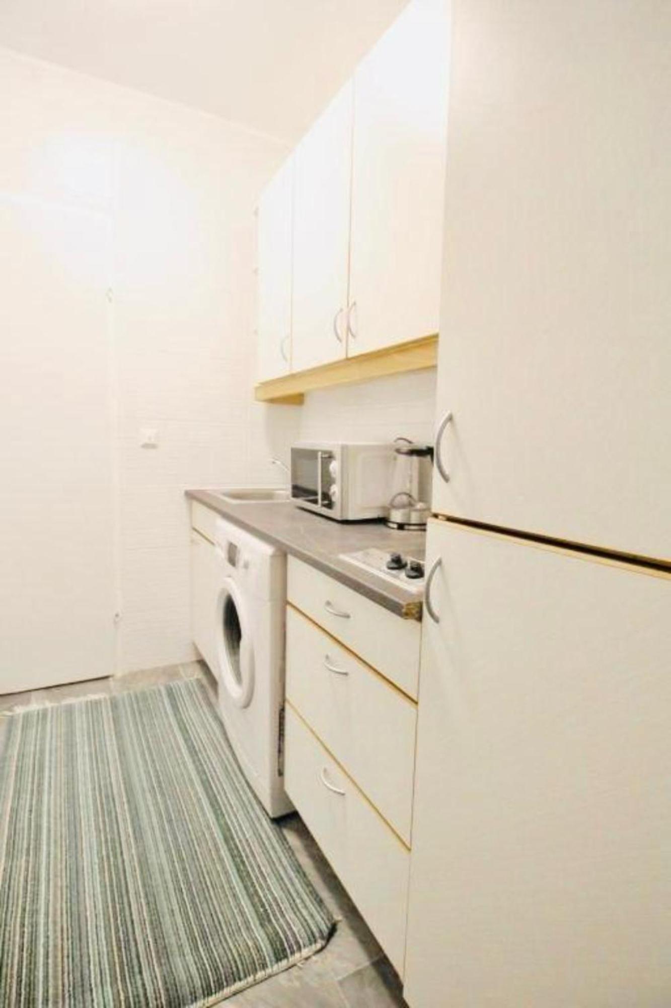 Spacious Cozy 1Br Apt Near To Danube River ウィーン エクステリア 写真